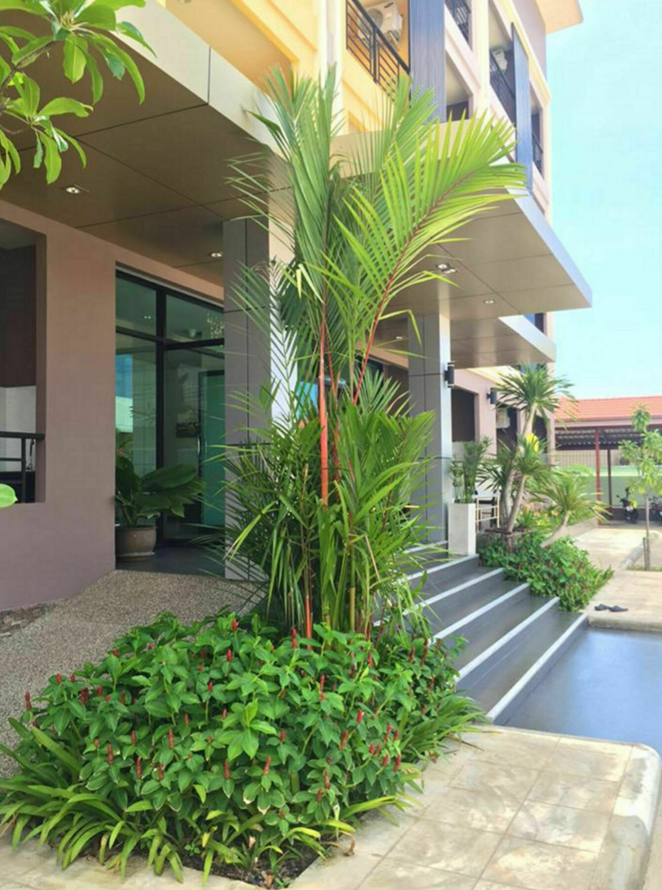 B Space Residence Nong Prue Ngoại thất bức ảnh