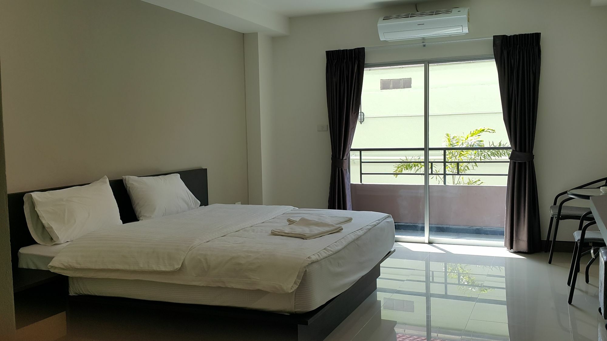 B Space Residence Nong Prue Ngoại thất bức ảnh